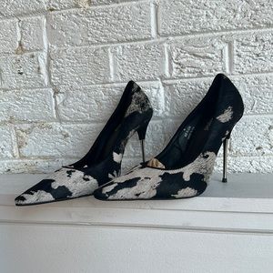 Jeffrey Campbell pump size 8